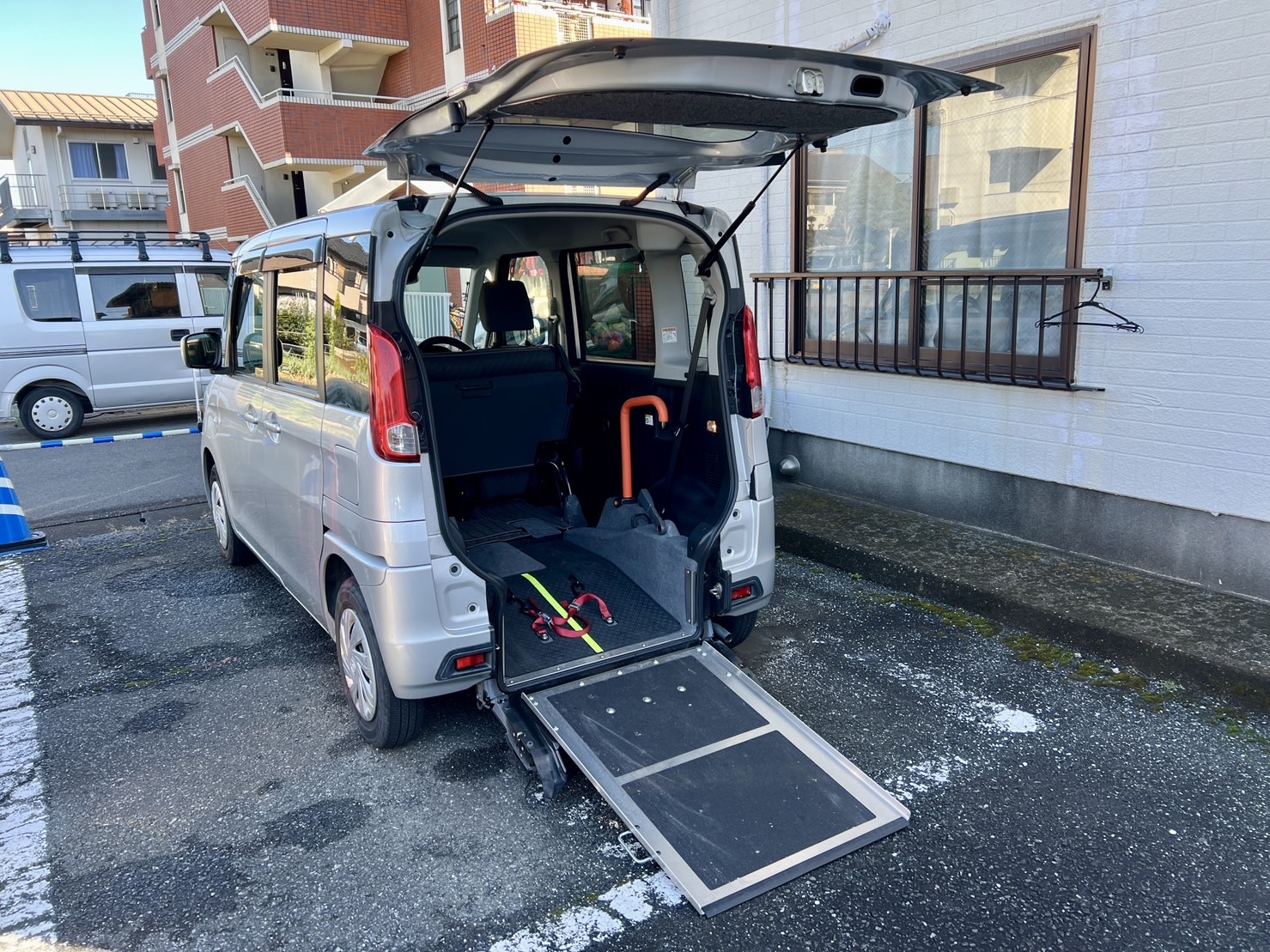 マツダ　フレアワゴン　スローパー 車いす移動車